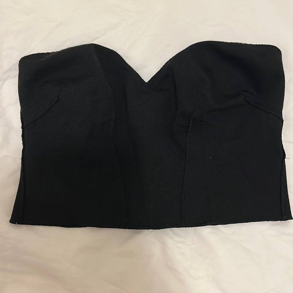 Urban Outfitters sweetheart neckline crop top size S